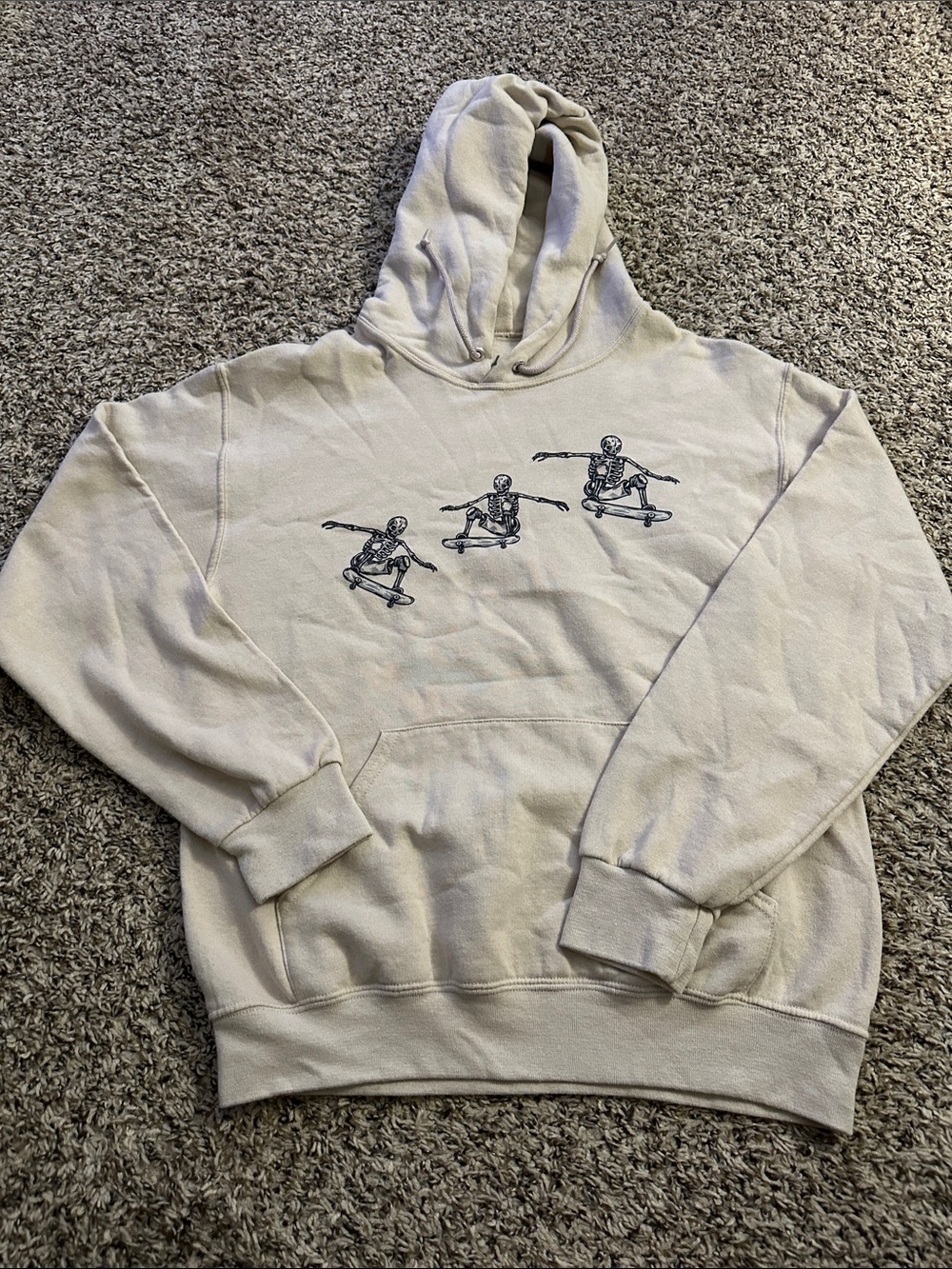 Cream Graphic Skate Skeleton Hoodie - Men's Pullover (MRO)